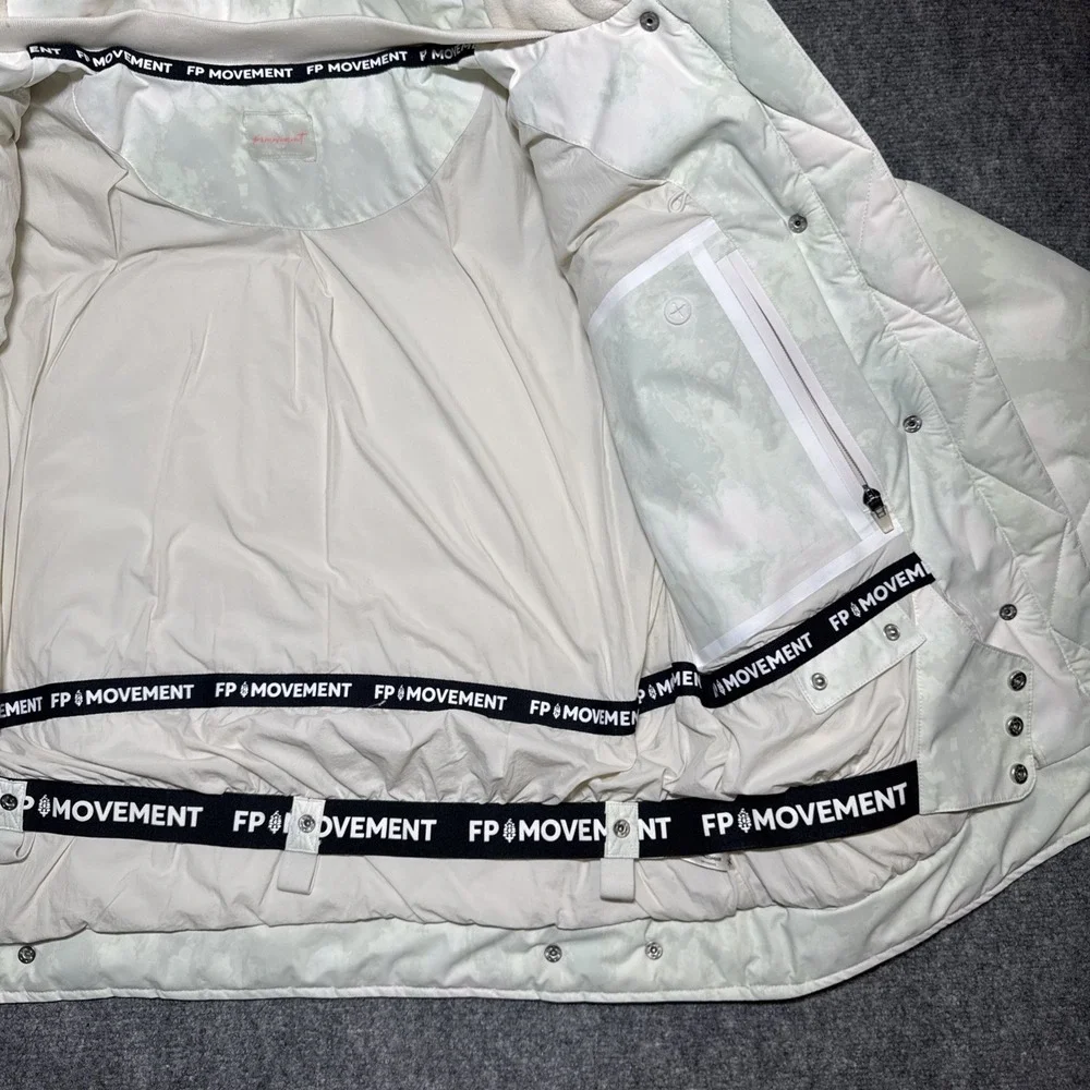 Free People‎ Free Movement Bunny Slope Puffer Ski Jacket Size Small